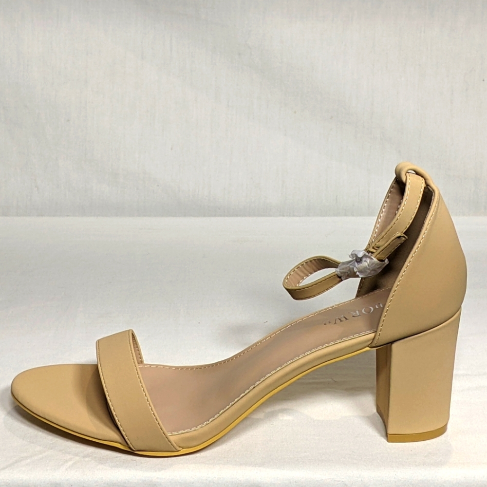 NEW Wuorwu Womens One Strap Open Toe Chunk Heel Sandal Sz 10 nude